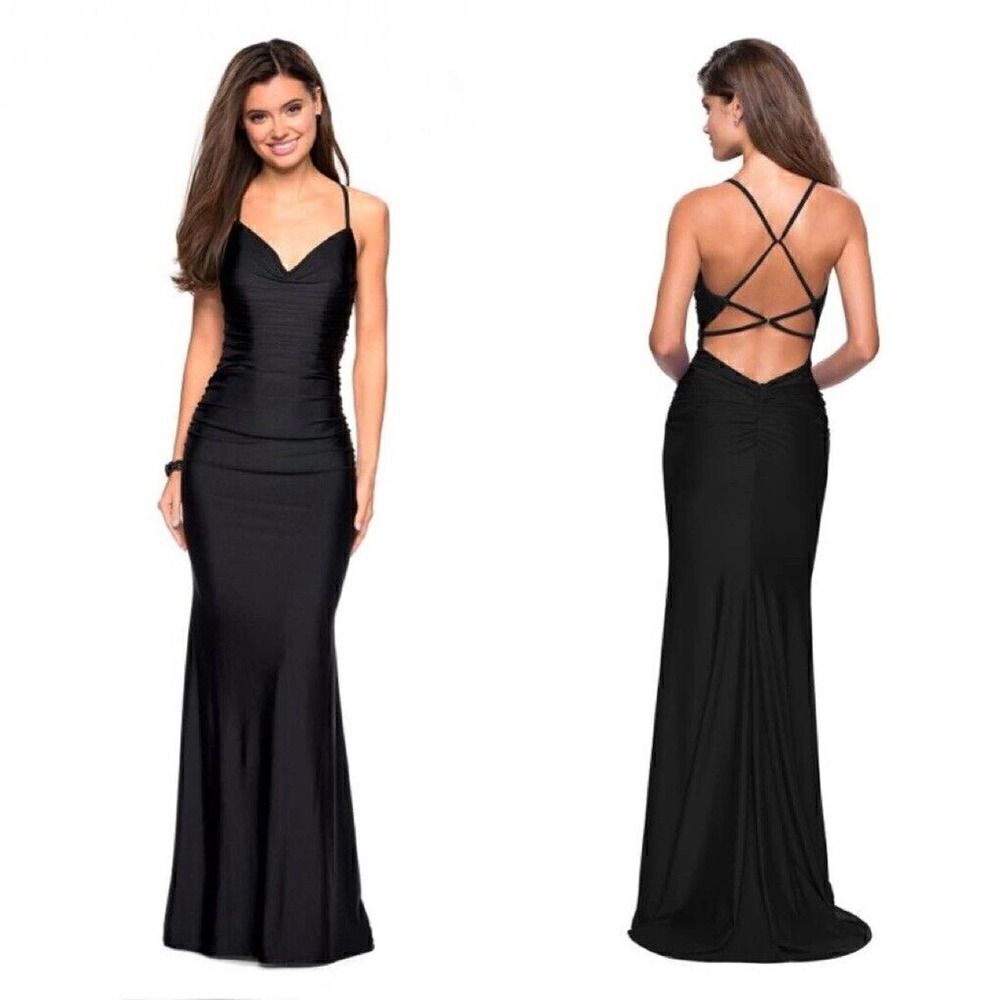 La Femme 27501 Gunmetal Ruched
Formal Prom Black Tie Red Carpet Gala Sleek Dress